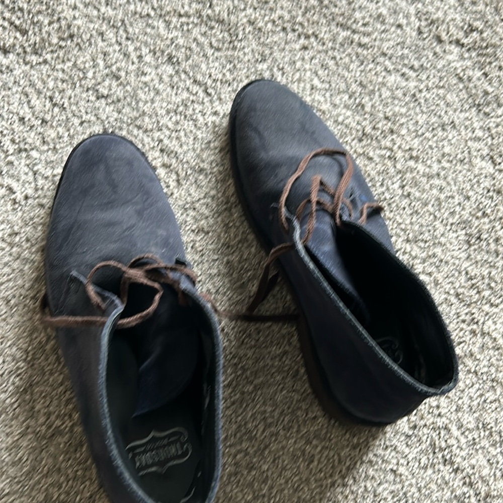 Thursday scout boots 10.5. Excellent condition